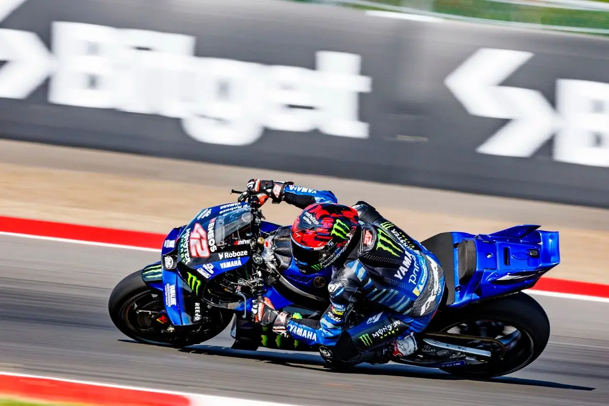Alex Rins Minta Maaf Usai Acungkan Jari Tengah di Mandalika Alex Rins Minta Maaf Usai Acungkan Jari Tengah di Mandalika